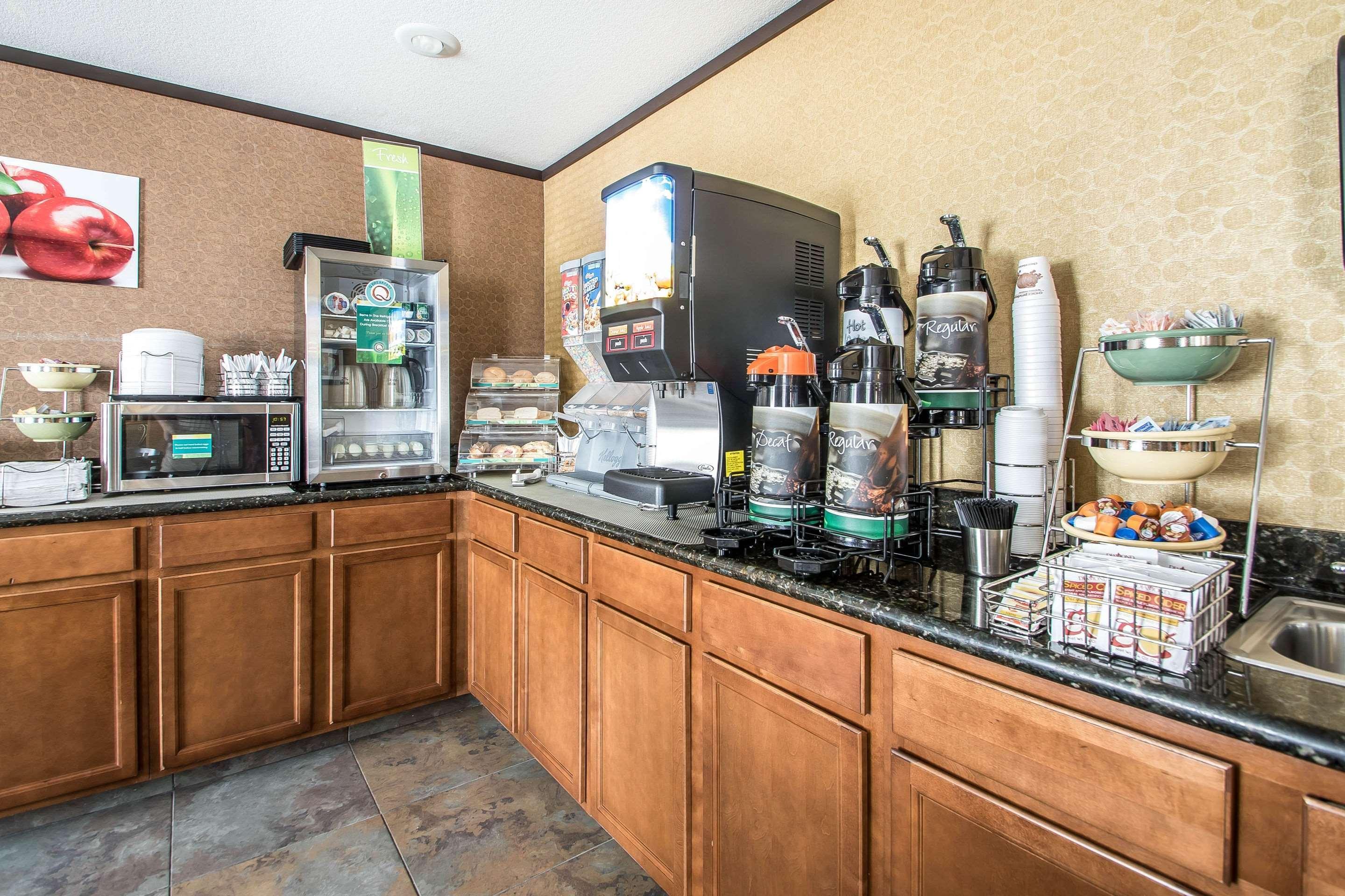 Quality & Hotel Decorah